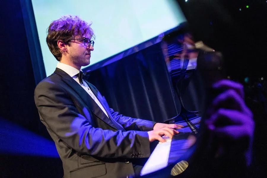 David Bracke Live Piano Cover