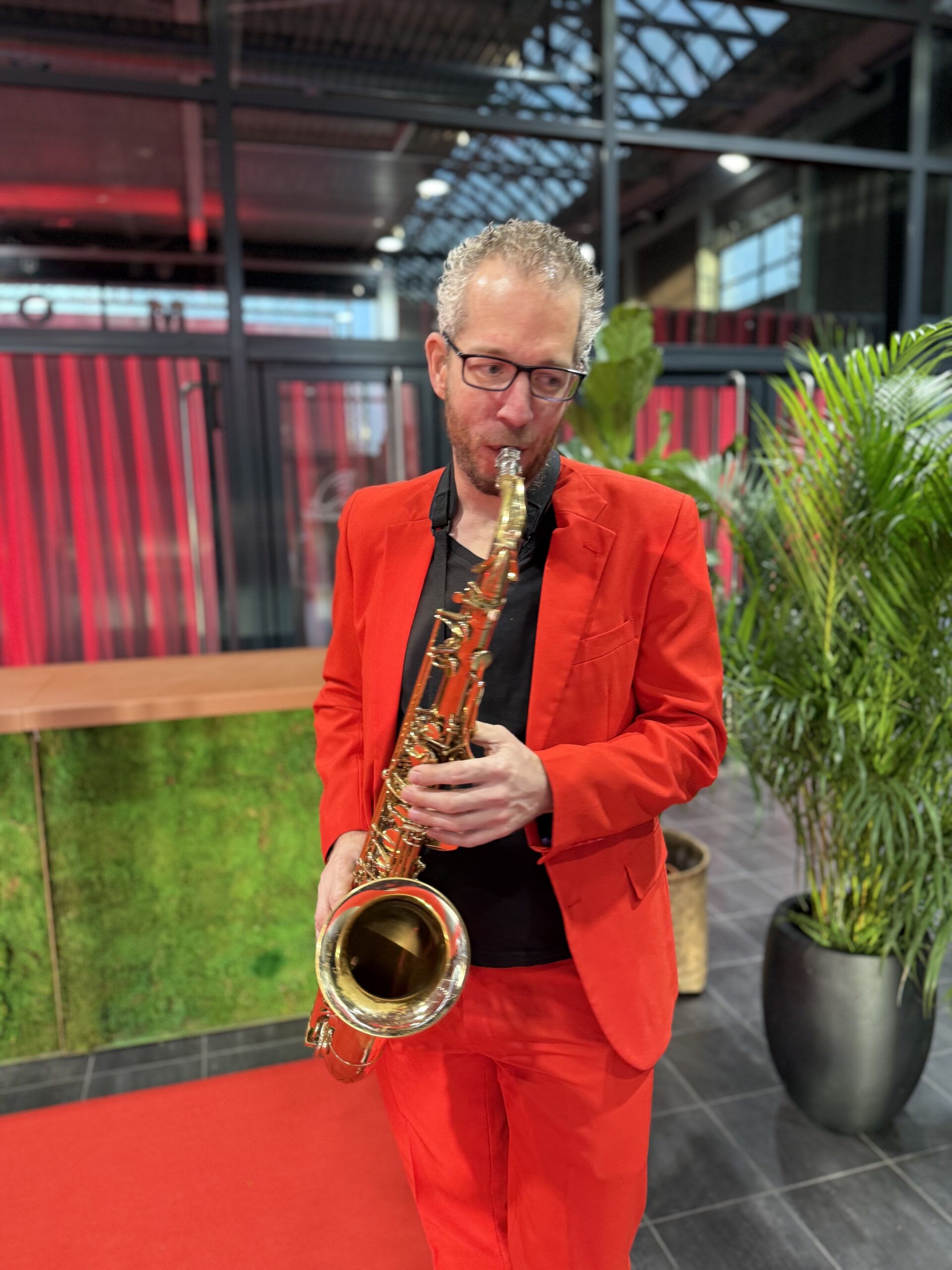 De Muzieksommelier   Saxofonist